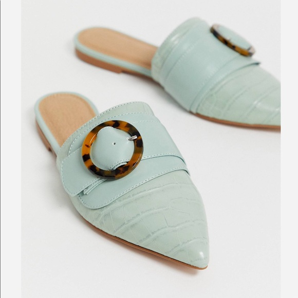 ASOS Shoes - 💰$10 SALE💰ASOS DESIGN Buckle Pointed Mule/Slide